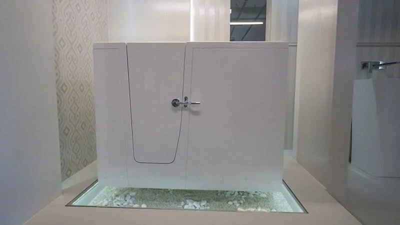 Bezbariérová vaňa s dvierkami ELEGANCA 140L - 140 x 68 cm dvierka na ľavej strane