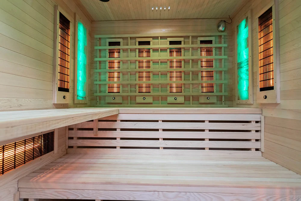 Infrasauna s himalájskymi soľnými kameňmi 180 x 160 x 200 cm