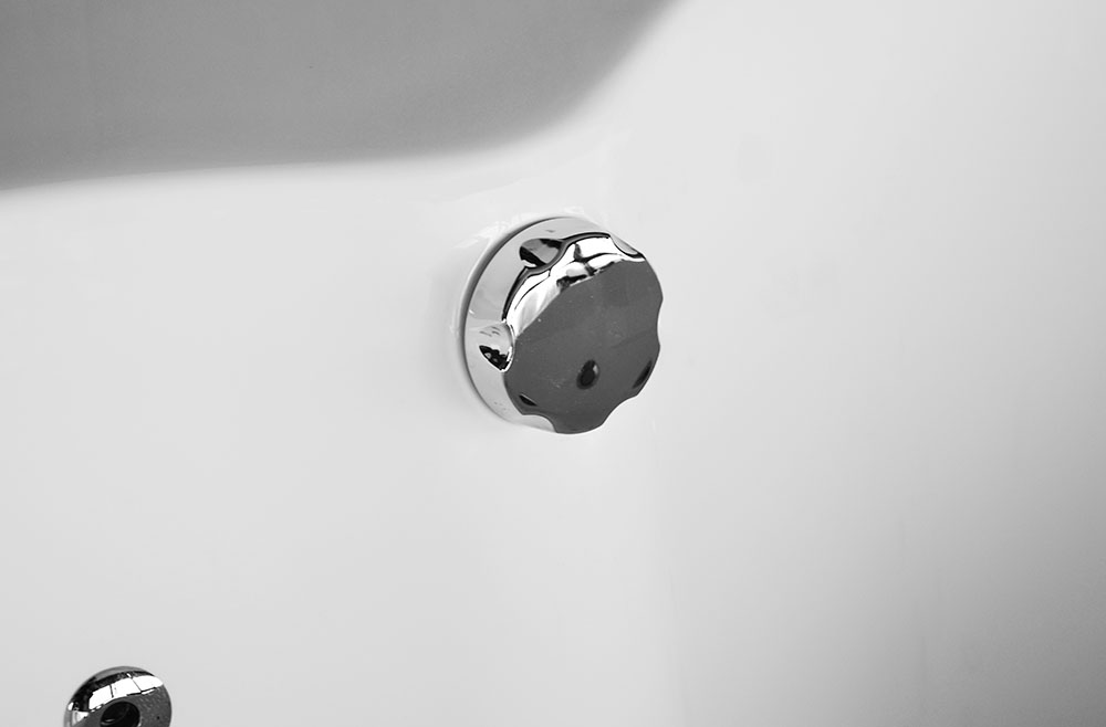 M-SPA - 0032A - Vaňa s hydromasážou pravá 150 x 150 x 70 cm